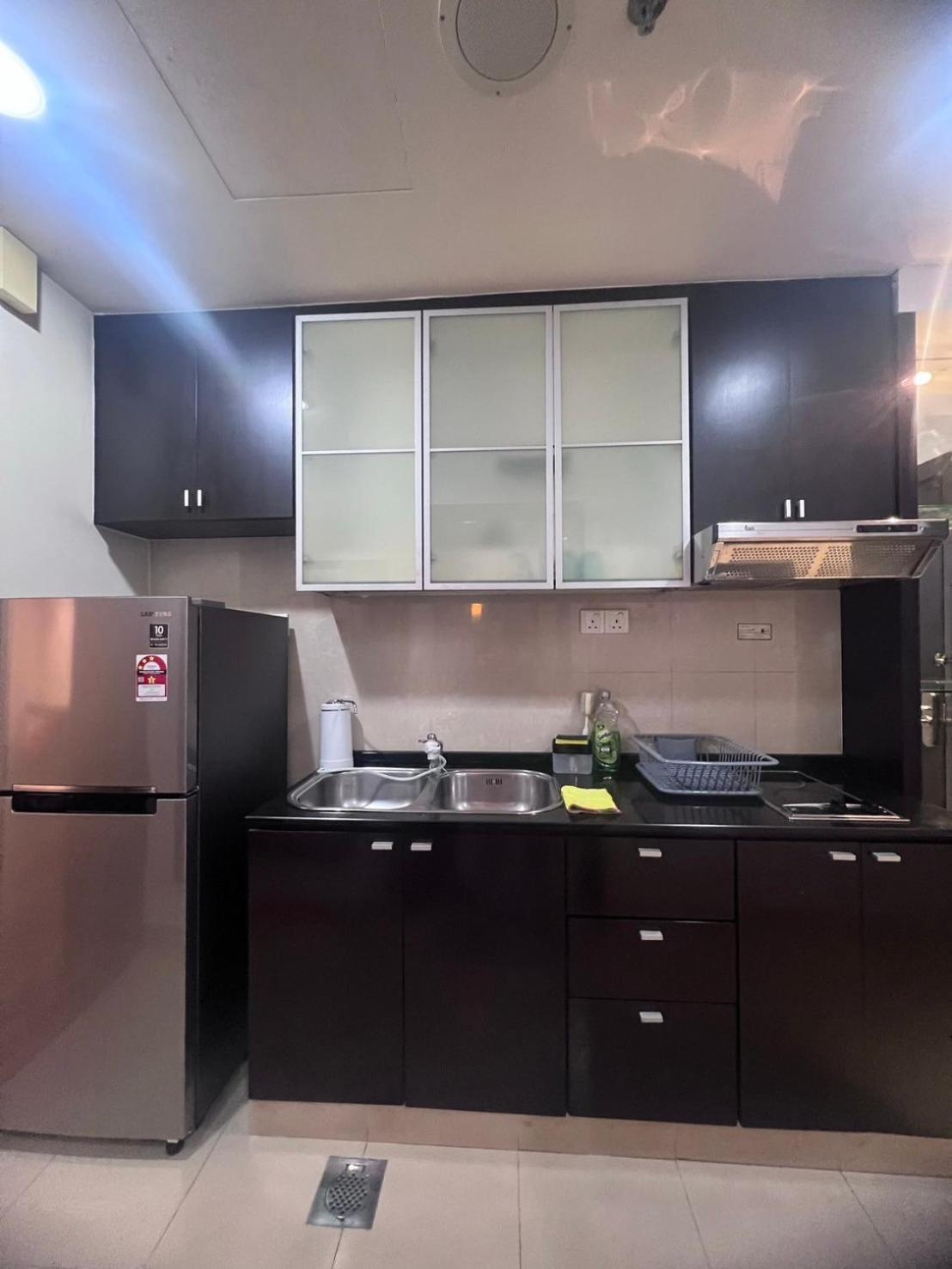 By Sunnest Apartment Subang Jaya